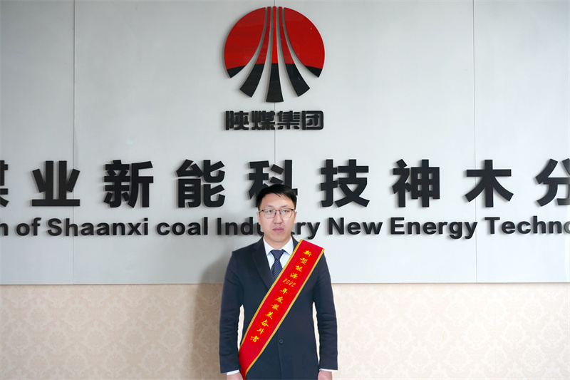 侯志勇.jpg 侯志勇.jpg